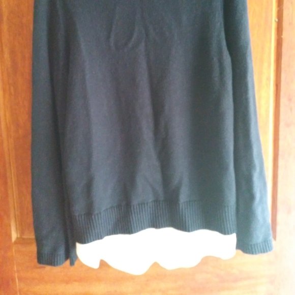 Simply Vera, Vera Wang - Navy Layered Lace Up Ribbed Sweater - Picture 6 of 7